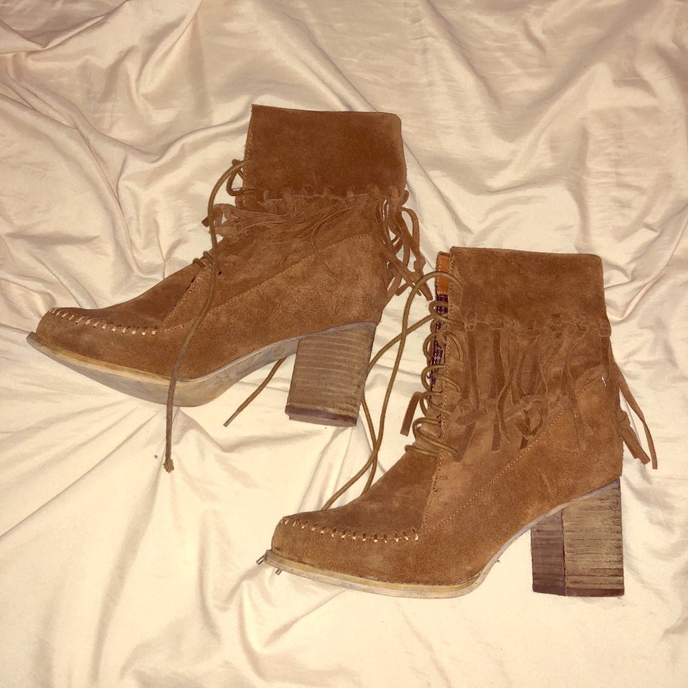 High ankle suede fringe booties